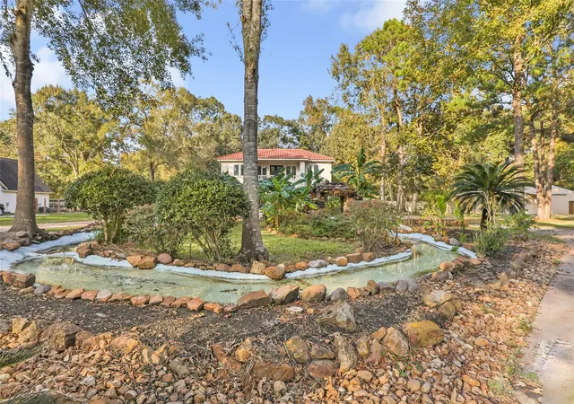 Photo 4 of Single family home for sale at 1207 Vista Del Lago Dr, Huffman, TX 77336 | MLS# 93871410 | Listing updated on 2026-09-07