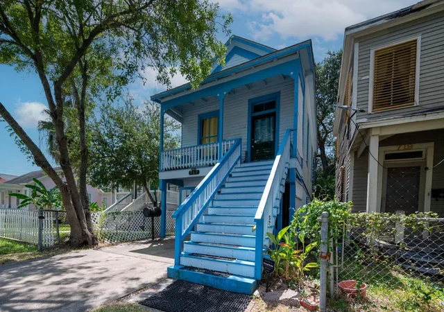 Photo 3 of Multi family home for sale at 717 Church St, Galveston, TX 77550 | MLS# 46257333 | Listing updated on 2026-09-07