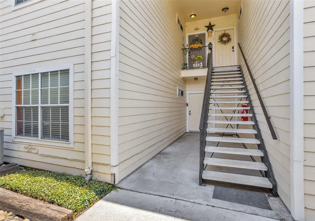 Photo 3 of Condo for sale at 12565 Melville Dr #122, Montgomery, TX 77356 | MLS# 81707066 | Listing updated on 2026-09-04