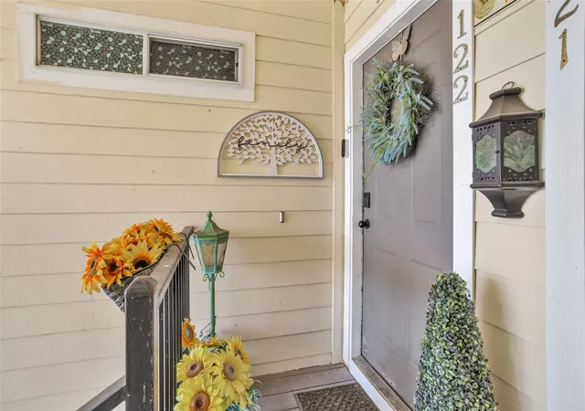 Photo 4 of Condo for sale at 12565 Melville Dr #122, Montgomery, TX 77356 | MLS# 81707066 | Listing updated on 2026-09-04