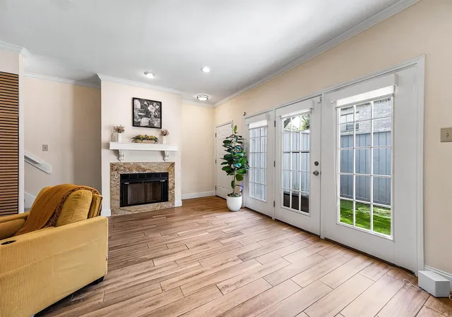 Photo 4 of Condo for sale at 660 Wilcrest Dr #660, Houston, TX 77042 | MLS# 41490361 | Listing updated on 2026-09-22