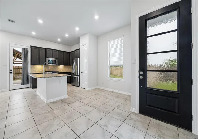 Photo 4 of Townhouse for sale at 1606 Ryon Fls Dr, Richmond, TX 77469 | MLS# 47091314 | Listing updated on 2026-09-05