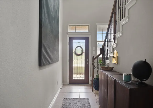 Photo 2 of Single family home for sale at 1510 Summer City Dr, Houston, TX 77047 | MLS# 44042568 | Listing updated on 2026-10-07
