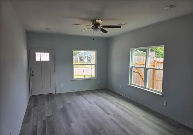 Photo 2 of Single family home for sale at 210 Dipping Strm St, Houston, TX 77076 | MLS# 30375550 | Listing updated on 2026-09-12