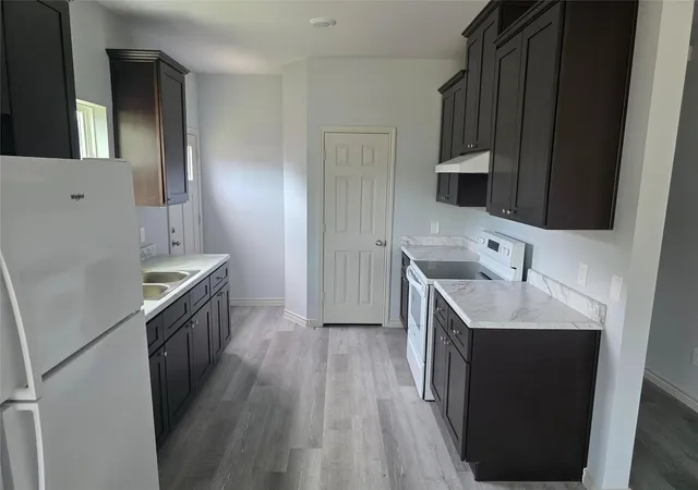 Photo 3 of Single family home for sale at 210 Dipping Strm St, Houston, TX 77076 | MLS# 30375550 | Listing updated on 2026-09-12