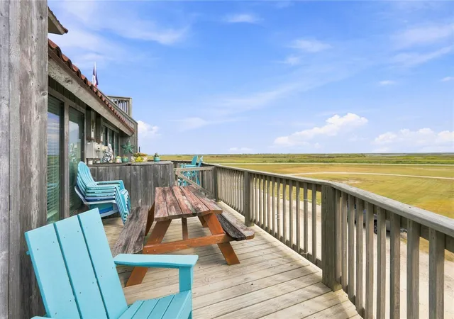 Photo 3 of Townhouse for sale at 90 Private Rd 638 #90, Matagorda, TX 77457 | MLS# 77327375 | Listing updated on 2026-09-08