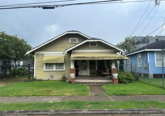 Photo 1 of Single family home for sale at 3618 Mcilhenny St, Houston, TX 77004 | MLS# 64705614 | Listing updated on 2026-09-22