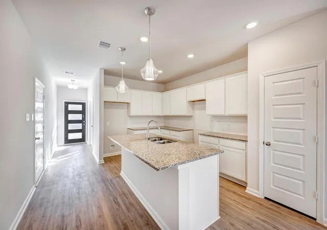 Photo 4 of Single family home for sale at 32531 American Deerweed Dr, Fulshear, TX 77441 | MLS# 48929441 | Listing updated on 2026-09-03
