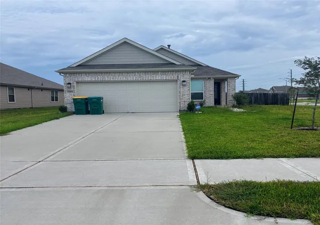 Photo 1 of Single family home for sale at 1301 Green Jay Ln, La Marque, TX 77568 | MLS# 94373594 | Listing updated on 2026-10-09