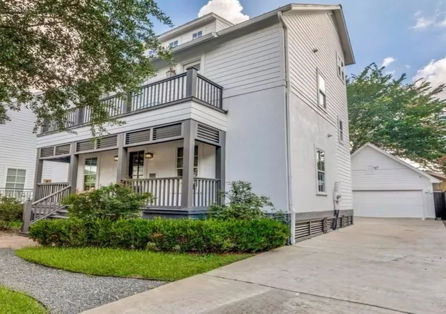 Photo 3 of Single family home for sale at 4535 Polk St, Houston, TX 77023 | MLS# 58087830 | Listing updated on 2026-09-02