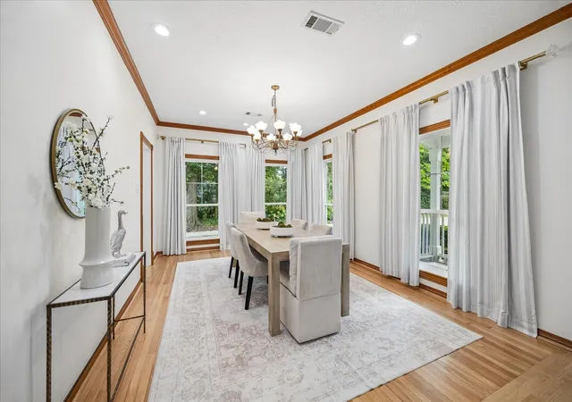 Photo 2 of Single family home for sale at 721 W 41st Street, Houston, TX 77018 | MLS# 8425058 | Listing updated on 2026-09-19