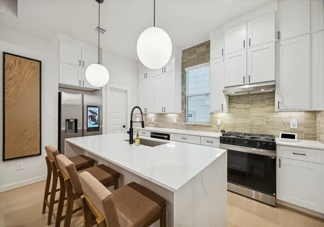 Photo 2 of Single family home for sale at 1805 Maury St, Houston, TX 77026 | MLS# 86166196 | Listing updated on 2026-10-04