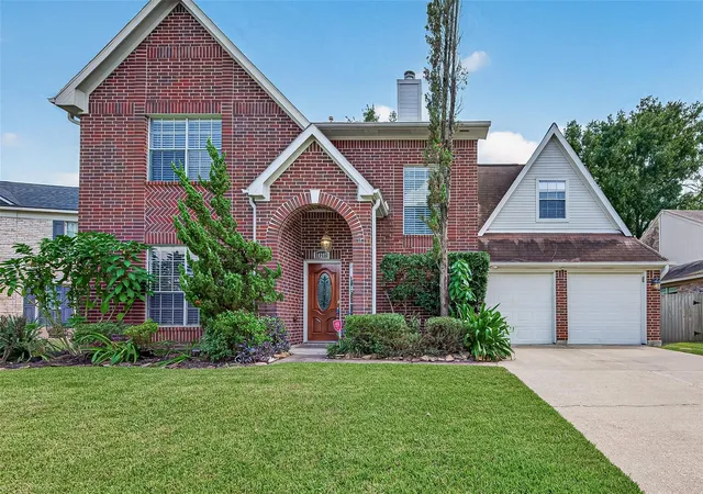 Photo 1 of Single family home for sale at 10207 Tablerock Dr, Houston, TX 77064 | MLS# 15386375 | Listing updated on 2026-09-22