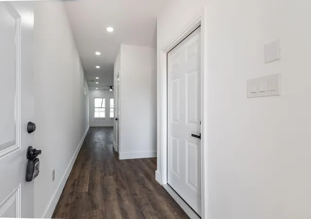 Photo 3 of Single family home for sale at 18844 Elegance Ave, Spring, TX 77379 | MLS# 77092415 | Listing updated on 2026-09-02