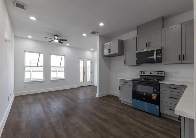 Photo 4 of Single family home for sale at 18844 Elegance Ave, Spring, TX 77379 | MLS# 77092415 | Listing updated on 2026-09-02