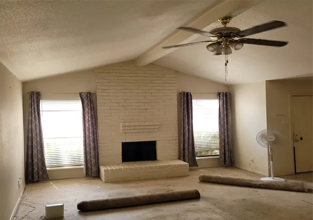 Photo 4 of Single family home for sale at 4923 Fitzwater Dr, Spring, TX 77373 | MLS# 18466581 | Listing updated on 2026-09-05