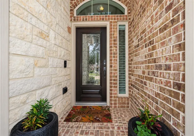 Photo 4 of Sale Pending at 23915 Via Viale Dr, Richmond, TX 77406 | MLS# 63850320 | Listing updated on 2026-10-05