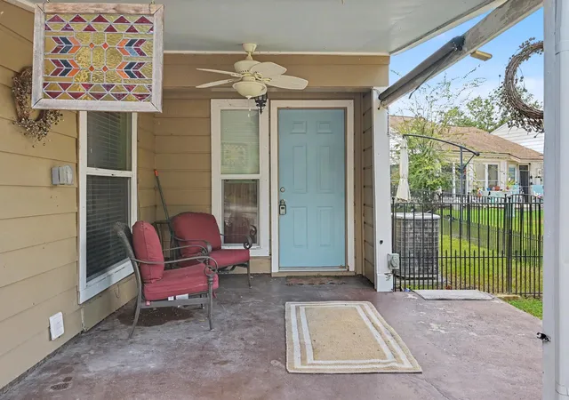 Photo 2 of Townhouse for sale at 70 Westwood Dr W, Trinity, TX 75862 | MLS# 48185510 | Listing updated on 2026-09-06