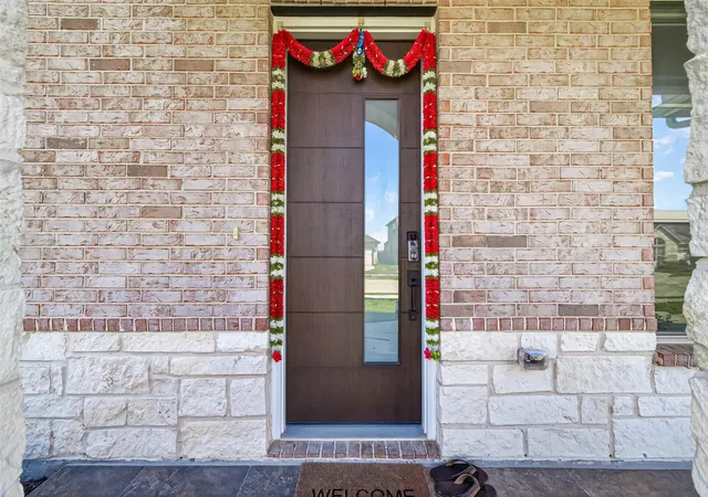 Photo 3 of Single family home for sale at 2360 Seaglass Dr, Katy, TX 77493 | MLS# 18826717 | Listing updated on 2026-10-04