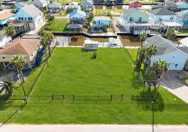 Photo 1 of Land for sale at 402 Shark Ln, Freeport, TX 77541 | MLS# 80826623 | Listing updated on 2026-09-18