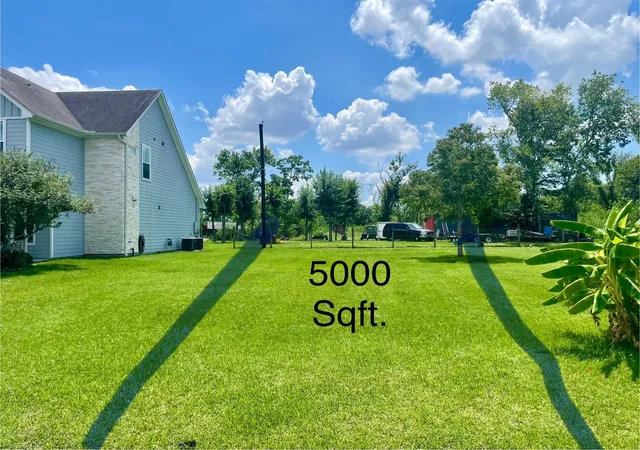 Photo 3 of Land for sale at 0 N Dirby St, Houston, TX 77075 | MLS# 83273893 | Listing updated on 2026-09-12