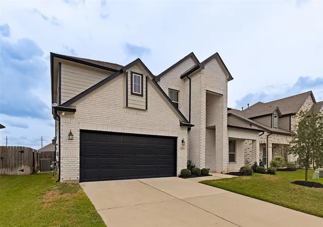 Photo 3 of Single family home for sale at 23622 Persimmon Crk Ln, Katy, TX 77493 | MLS# 71578288 | Listing updated on 2026-10-02