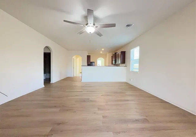 Photo 2 of Sale Pending at 21322 Crimson Orchard Dr, Hockley, TX 77447 | MLS# 56330468 | Listing updated on 2026-10-08