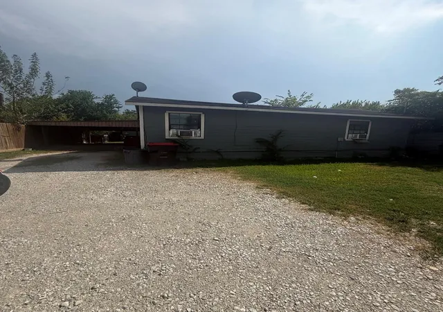 Photo 2 of Single family home for sale at 14612 Brownsville St, Houston, TX 77015 | MLS# 77243720 | Listing updated on 2026-09-01