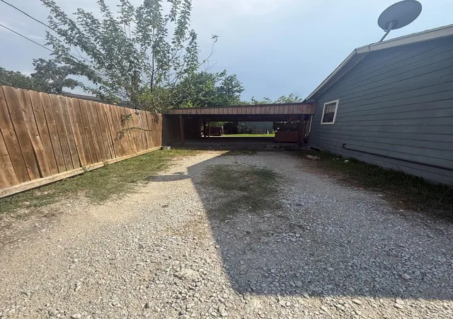 Photo 3 of Single family home for sale at 14612 Brownsville St, Houston, TX 77015 | MLS# 77243720 | Listing updated on 2026-09-01