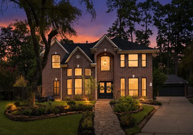 Photo 1 of Sale Pending at 14 Snowbell Pl, Spring, TX 77381 | MLS# 72722615 | Listing updated on 2026-10-02