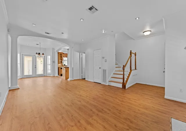 Photo 3 of Townhouse for sale at 3300 Bellefontaine St #42, Houston, TX 77025 | MLS# 57863578 | Listing updated on 2026-09-05