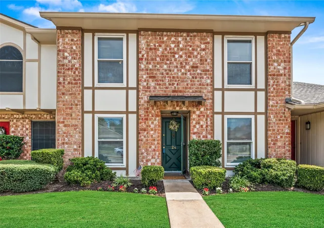 Photo 1 of Sale Pending at 24 Wellington Ct, Missouri City, TX 77459 | MLS# 84395088 | Listing updated on 2026-10-01