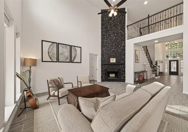 Photo 1 of Single family home for sale at 4423 Parkwater Cvs Ct Se, Sugar Land, TX 77479 | MLS# 35502866 | Listing updated on 2026-10-06