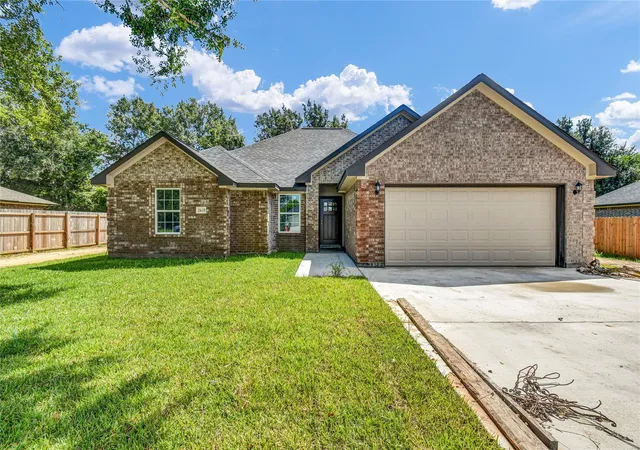 Photo 1 of Sale Pending at 2635 County Rd 769c, Brazoria, TX 77422 | MLS# 80611348 | Listing updated on 2026-10-03