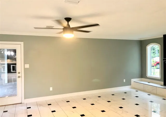 Photo 4 of Single family home for sale at 2606 N Woodloch St, Conroe, TX 77385 | MLS# 65719966 | Listing updated on 2026-09-11