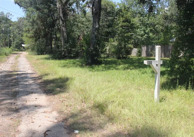 Photo 2 of Single family home for sale at 130 County Rd 389, Cleveland, TX 77328 | MLS# 93786991 | Listing updated on 2026-09-09