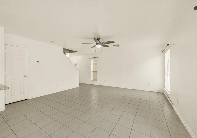 Photo 3 of Single family home for sale at 911 Richview Dr, Houston, TX 77060 | MLS# 5708710 | Listing updated on 2026-09-23