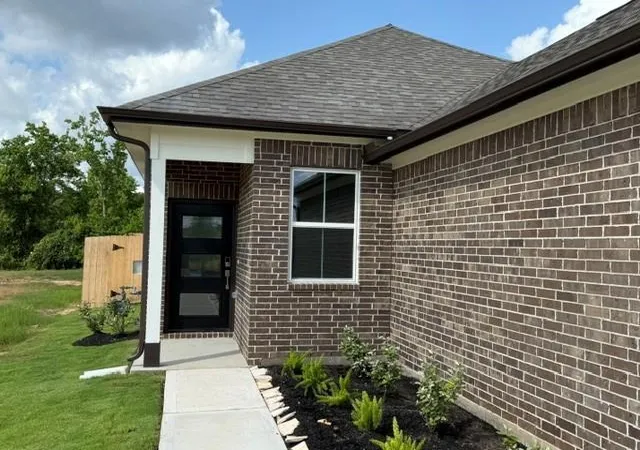 Photo 2 of Single family home for sale at 4710 Magnolia Montoya Dr, Pinehurst, TX 77362 | MLS# 74729703 | Listing updated on 2026-09-17