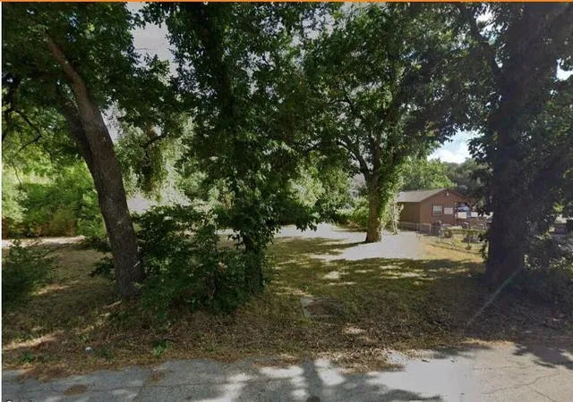 Photo 2 of Land for sale at 304 E 17th Street, Bryan, TX 77803 | MLS# 35428622 | Listing updated on 2026-09-14