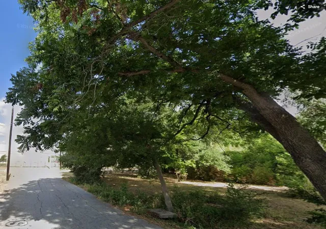 Photo 3 of Land for sale at 304 E 17th Street, Bryan, TX 77803 | MLS# 35428622 | Listing updated on 2026-09-14
