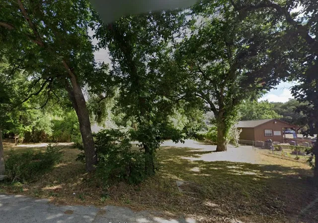 Photo 4 of Land for sale at 304 E 17th Street, Bryan, TX 77803 | MLS# 35428622 | Listing updated on 2026-09-14