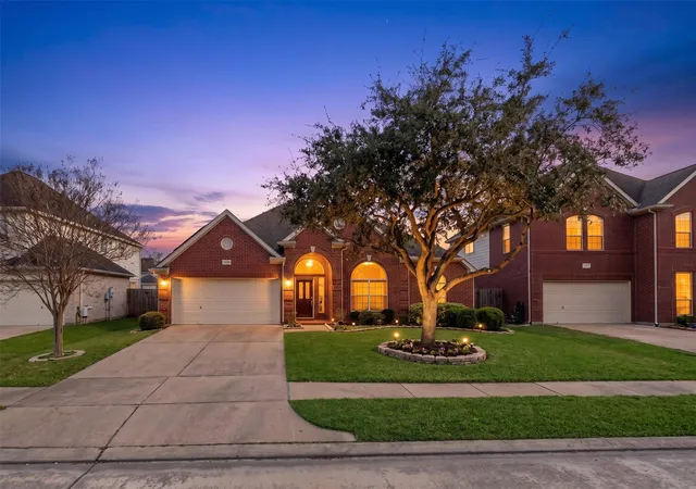 Photo 1 of Sale Pending at 11450 Ashford Willow, Sugar Land, TX 77478 | MLS# 80293816 | Listing updated on 2026-09-25