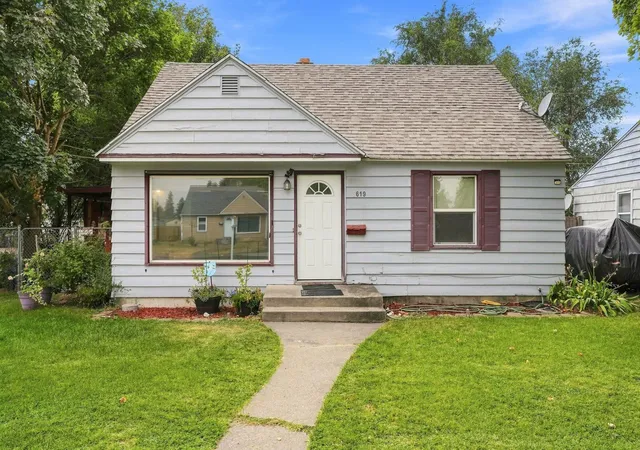 Photo 1 of Single family home for sale at 5619 N Elm St, Spokane, WA 99205 | MLS# 202623621 | Listing updated on 2026-09-21