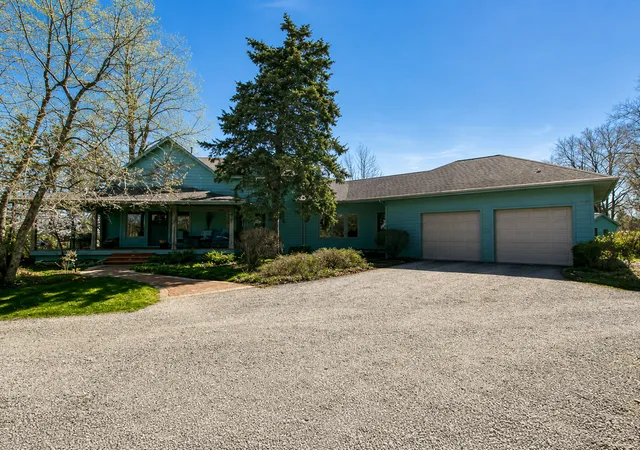 Photo 2 of Single family home for sale at 859 Old Kirk Rd, Saint Charles, IL 60174 | MLS# 12602696 | Listing updated on 2026-09-04