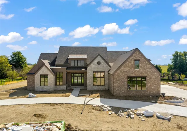 Photo 1 of Single family home for sale at 1404 Wyndemere Point Dr, Champaign, IL 61822 | MLS# 12627873 | Listing updated on 2026-09-02
