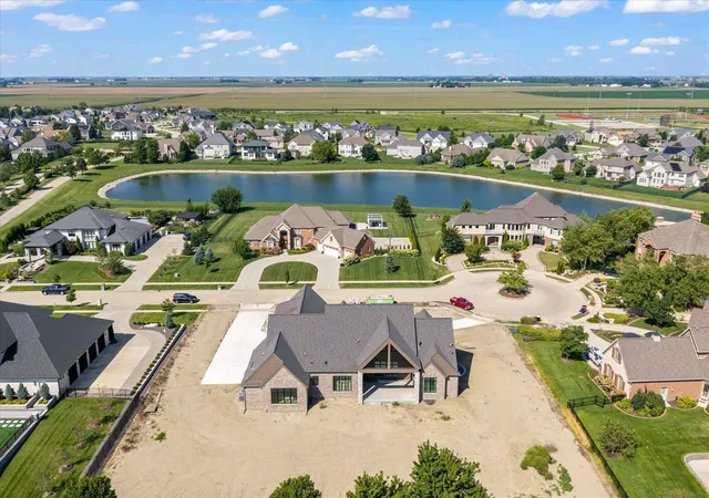 Photo 4 of Single family home for sale at 1404 Wyndemere Point Dr, Champaign, IL 61822 | MLS# 12627873 | Listing updated on 2026-09-02