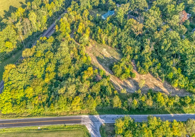 Photo 2 of Land for sale at 1300 Tolle Ln, Mt Vernon, IL 62864 | MLS# 12692454 | Listing updated on 2026-09-03