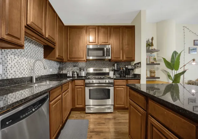 Photo 4 of Condo for sale at 1255 S State St #1008, Chicago, IL 60605 | MLS# 12695588 | Listing updated on 2026-09-01