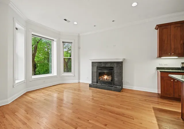 Photo 3 of Condo for sale at 5210 N Winthrop Ave #2, Chicago, IL 60640 | MLS# 12715714 | Listing updated on 2026-09-07