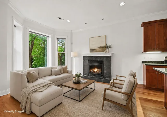 Photo 3 of Condo for sale at 5210 N Winthrop Ave #2, Chicago, IL 60640 | MLS# 12715714 | Listing updated on 2026-09-07